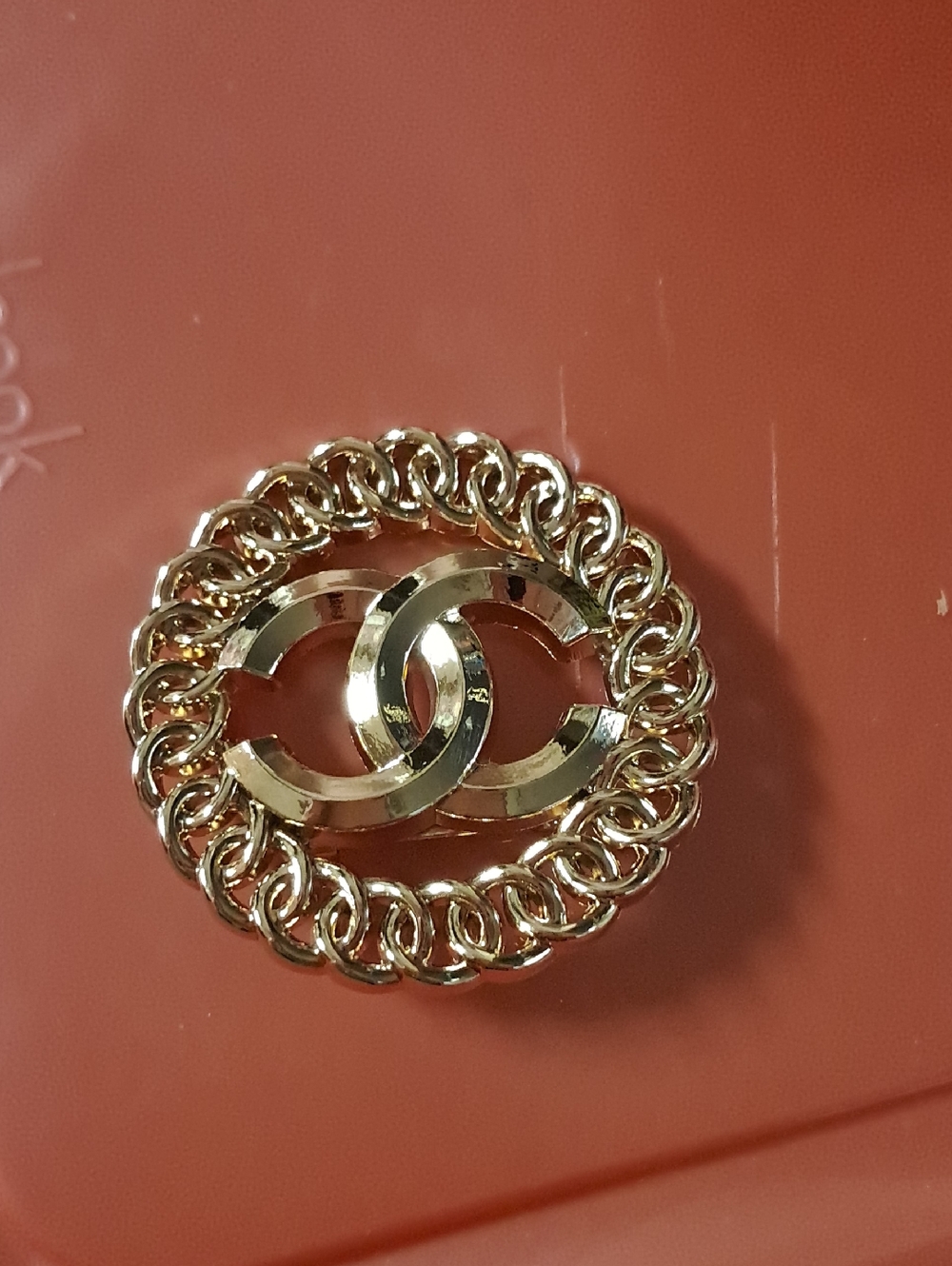 Gold Chain Accent Interlocking Circle Brooch - Elegant Women’s Jewelry